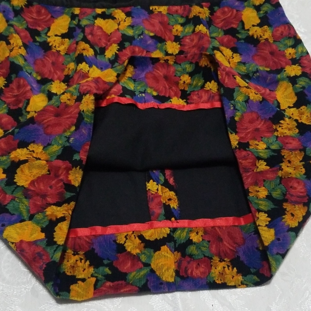 Gorgeous VTG Corduroy Dress - Picture 8 of 8